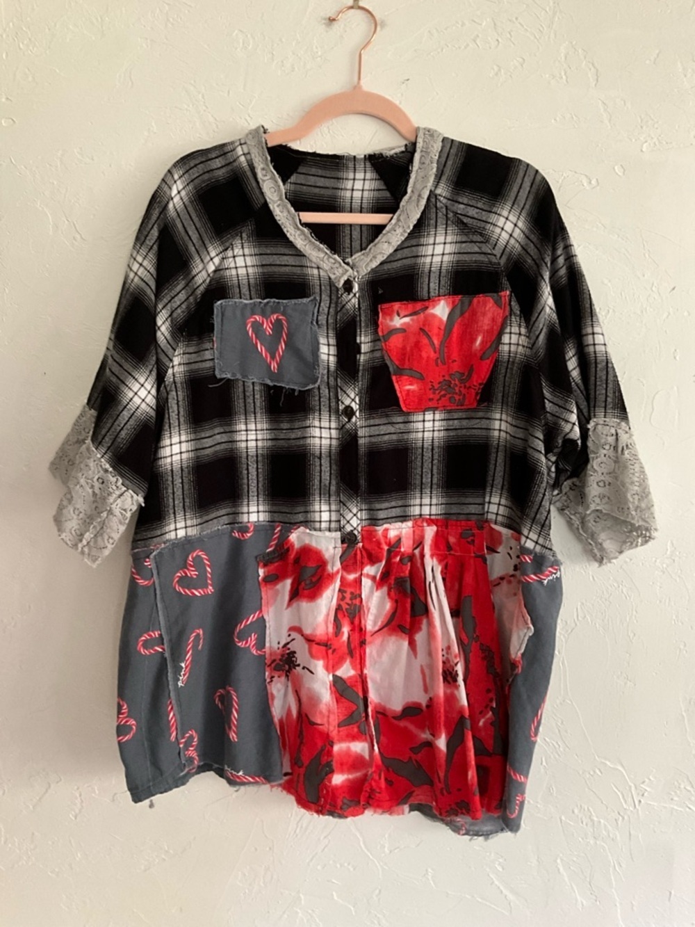 Upcycled Mixed Media Plaid Heart Patch Top XL Handmade - Picture 3 of 9